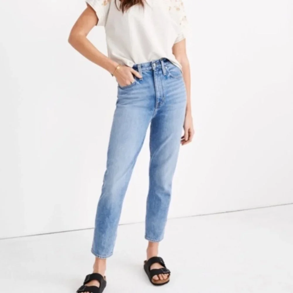 ❗️SOLD❗️Madewell Light Blue The Mom Jeans Size 27 - Picture 1 of 9
